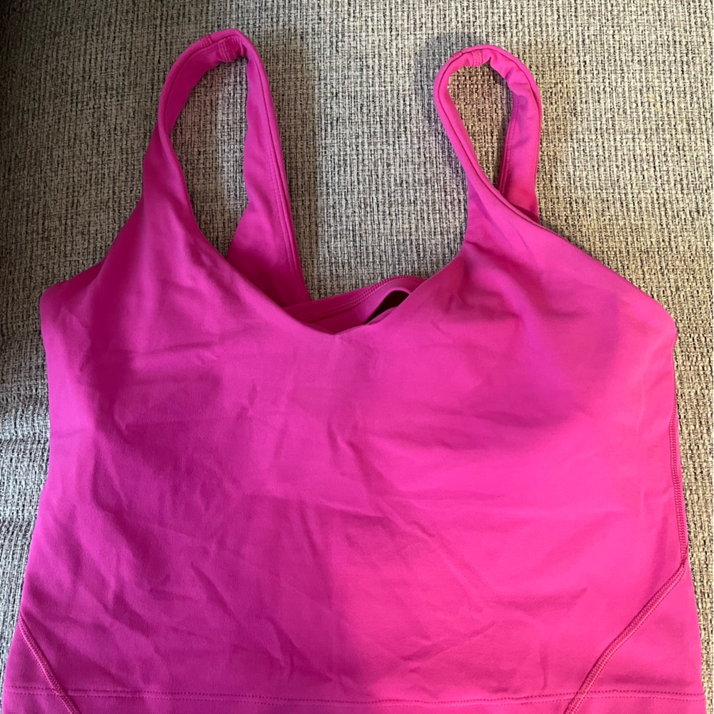 Lululemon sports bra